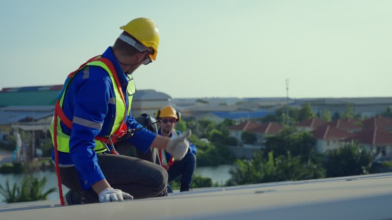 Best Flat Roofing  in Broxton, GA